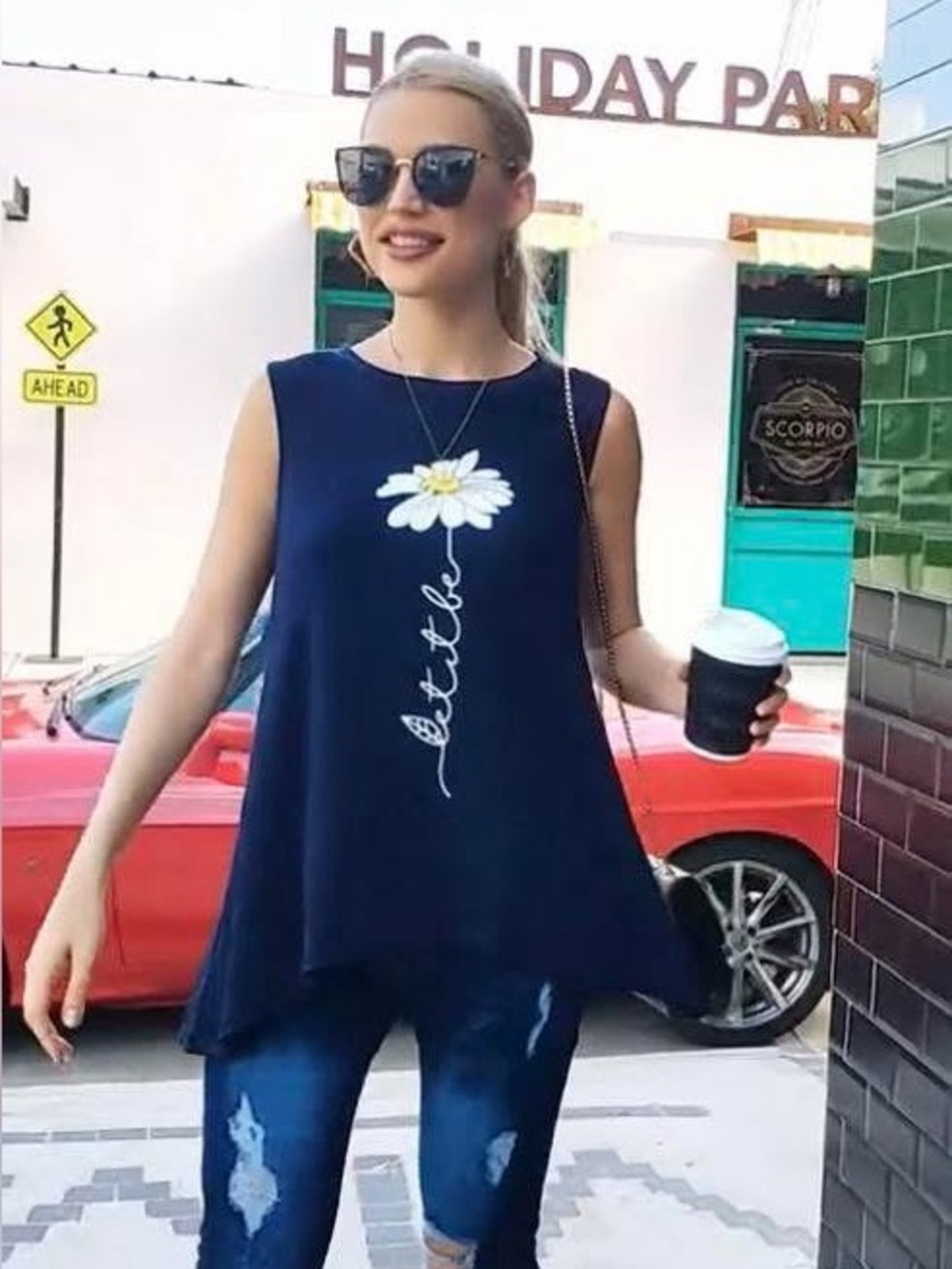 Chriselda navy blue Daisy tank top let it be medium nwt